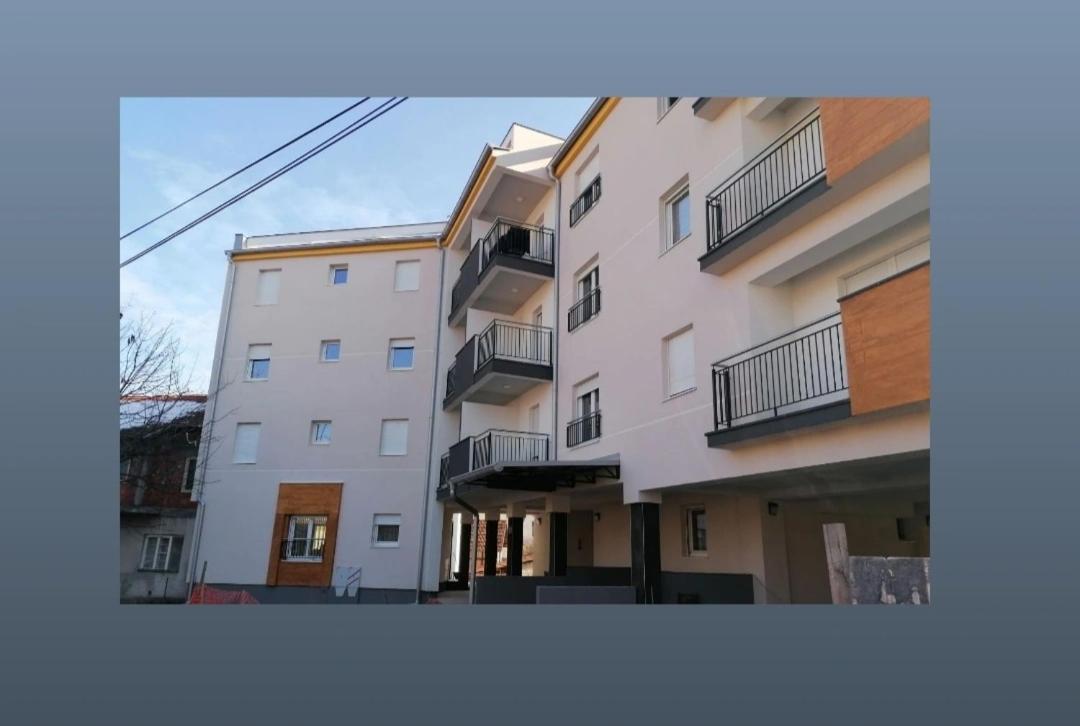 Apartmani S - Dsn Kraljevo Eksteriør bilde